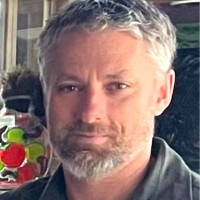 Simon Wade