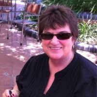 Suzanne White