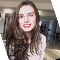 Costanza Guimarães Bariani
