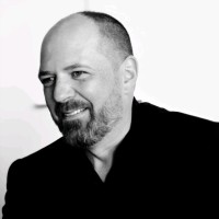 Stephan Dirks