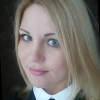Юлия Попова