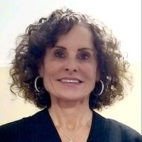 Suzanne Arca