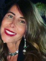 ELISABETTA LUCARELLI