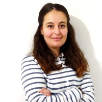 Esra Er