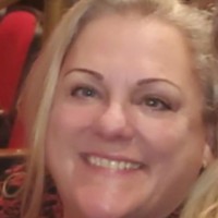 Suzanne Mullins