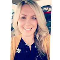 Ashley Saures