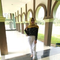 Tri Jumaila