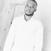 De Ebube Simon