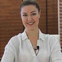 Nazila Hesari