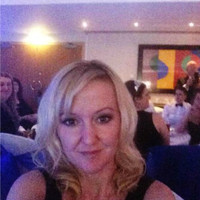 Janine, Louise Jones