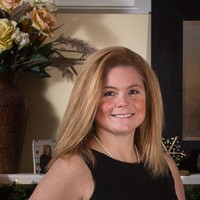 Kimberly Calverase, Mpa