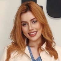 Isabella Teixeira