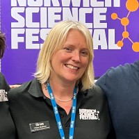 Claire Mutimer