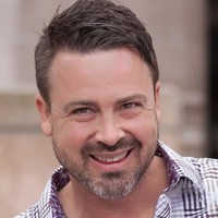 Tim Giles