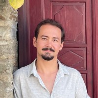 Efe Elmas