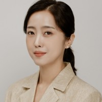 Woo Kyoung Shim