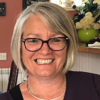 Stephanie Shennan