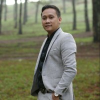 Trường Bùi