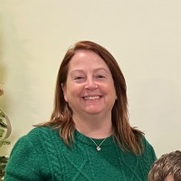 Lynda Head, Aap