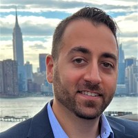 Chris Johnis, Mba