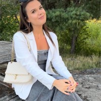 Diana R.