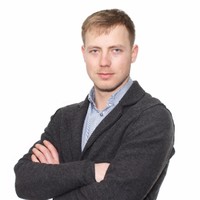 Александр Коваленко