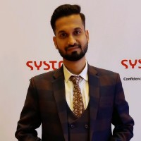 Vivek Shukla