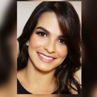 Junia Silveira