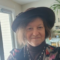 Paula Speevak (she/elle)