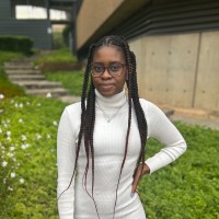 Lauren Mlauzi