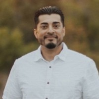 Esteban Delgado, Mba