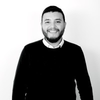 Eduardo Flores