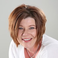 Sherry Thomas