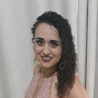 Letícia Lanna