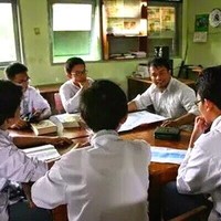 Setyopras Seniore Huget