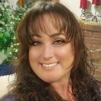 TRACIE HUFF