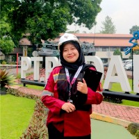 Putri Yuniar
