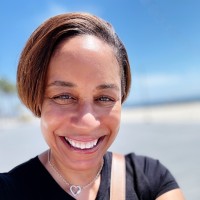 Angela Grant