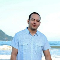 Jonathan Holguin