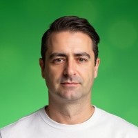 Yoav Zand