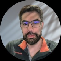 Alex Alvarado Cárdenas