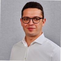 Elvir P.
