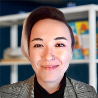 V Lee
