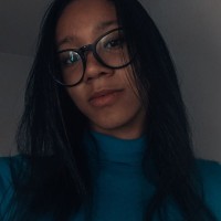 Julia Santana Marques