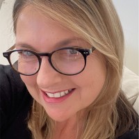 Tracey Curtis