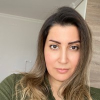 Nezahat Çelik
