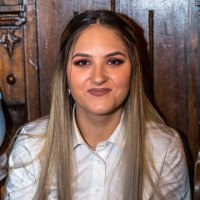 Denisa-Andreea H