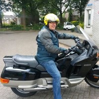 E van Leeuwen