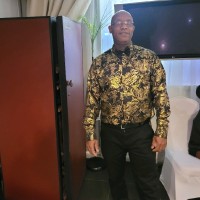 Selwyn Davis