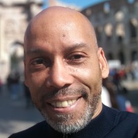 Michael Logan